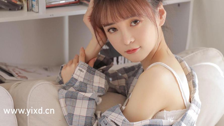 少妇色av的相关介绍