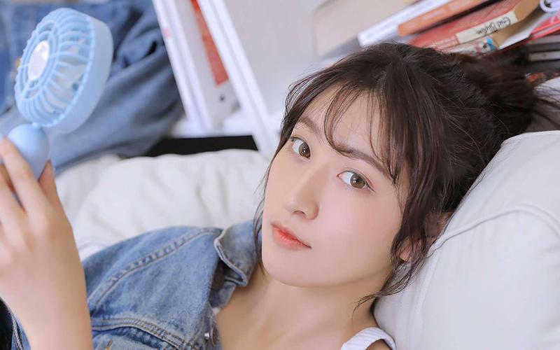 亚洲少妇人妻av的相关介绍