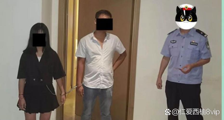 巨乳人妻的不伦的相关介绍