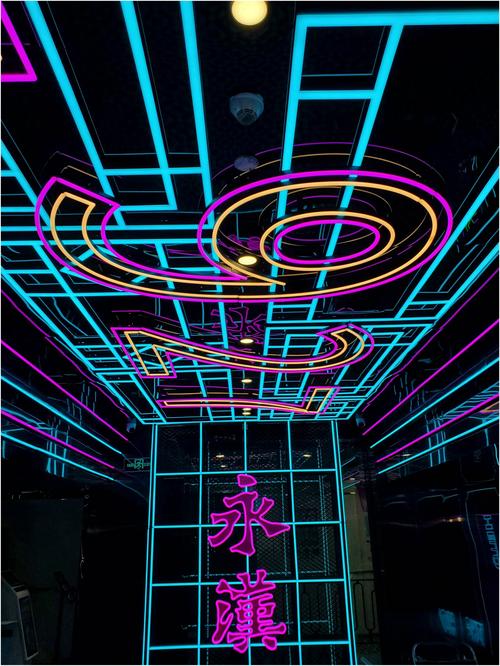 偷拍按摩男技师伦理影片免费看看的相关介绍