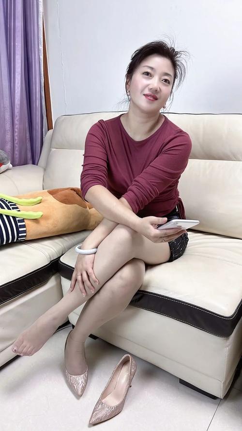 在线免费观看丰满极品美女勾引爽的相关介绍