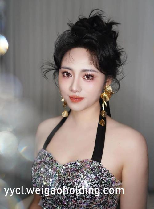 虐淫巨乳娘的相关介绍