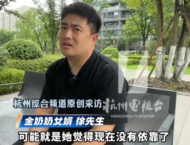 18摸app在线下载的相关介绍