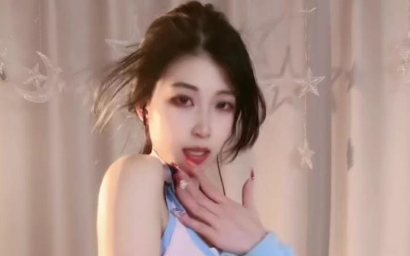 亚洲美女少妇一区二区三区的相关介绍