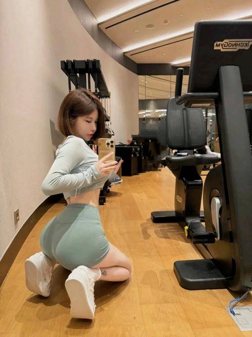 亚洲 少妇 一区的相关介绍