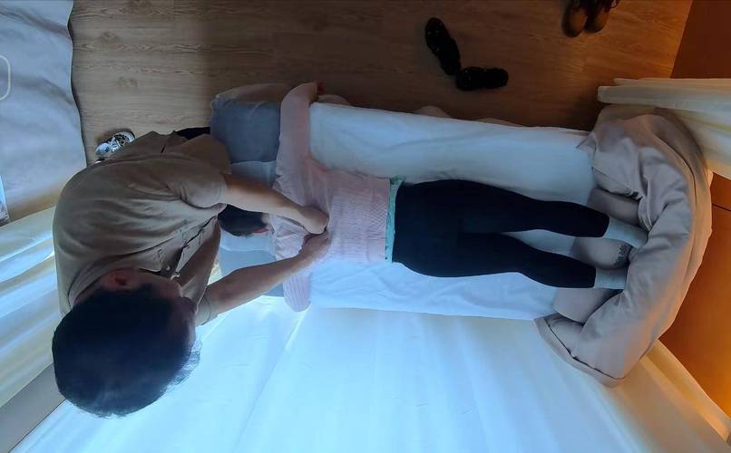 少妇人妻 在线的相关介绍