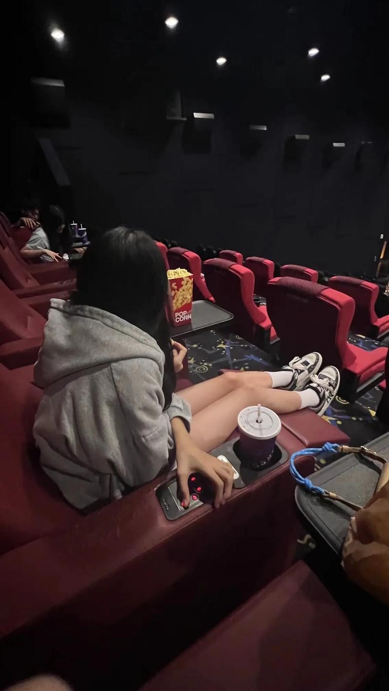 午夜影影院app免费观看的相关介绍