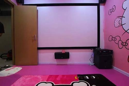 约会人妻的相关介绍