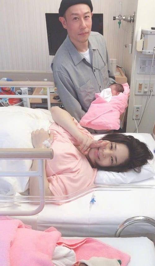 成人色情影院的相关介绍